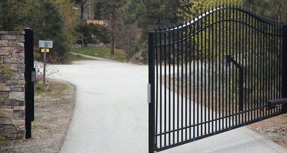 Why Do You Need Automatic Gate Repair Services in Miami?